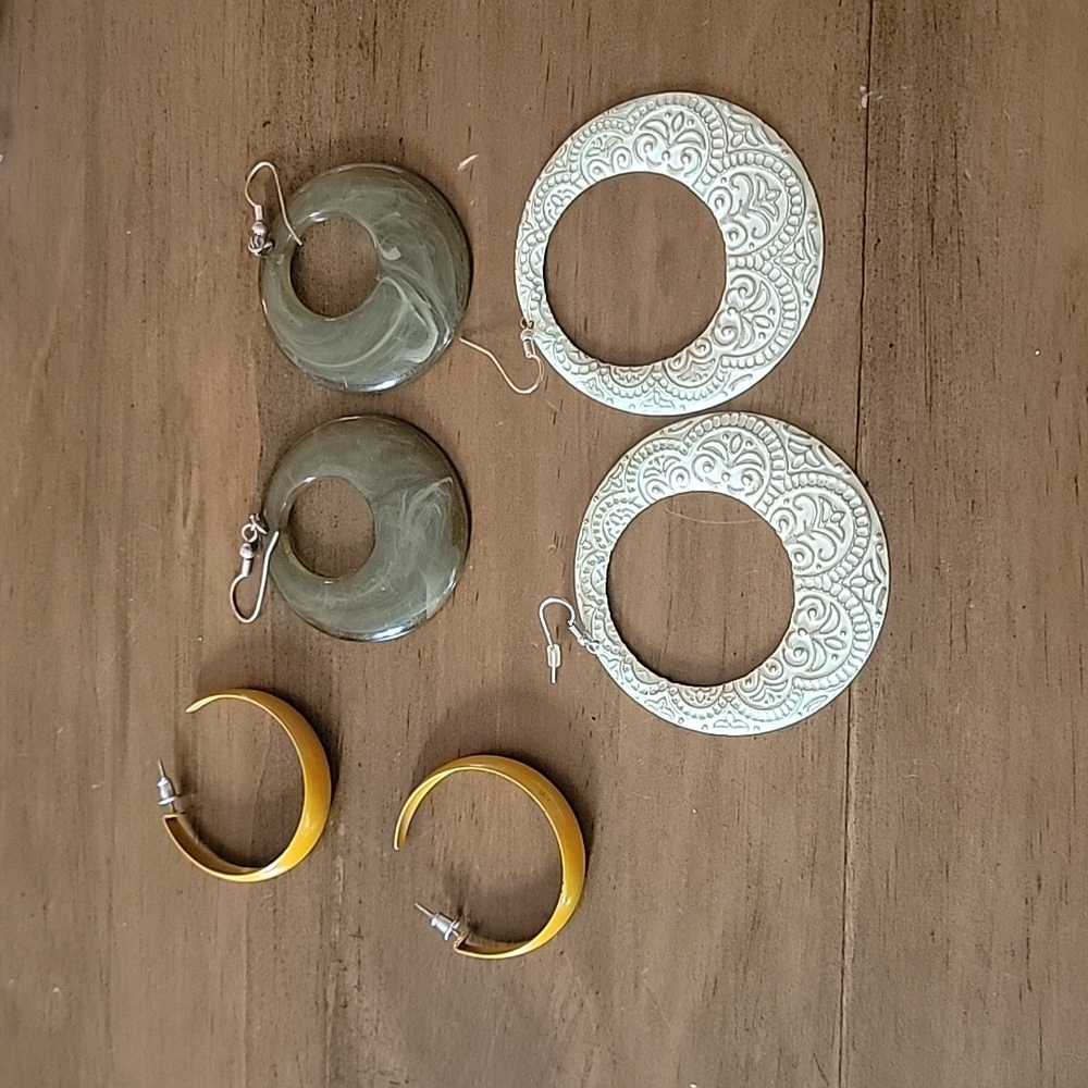 A31 Bundle of 3 earrings